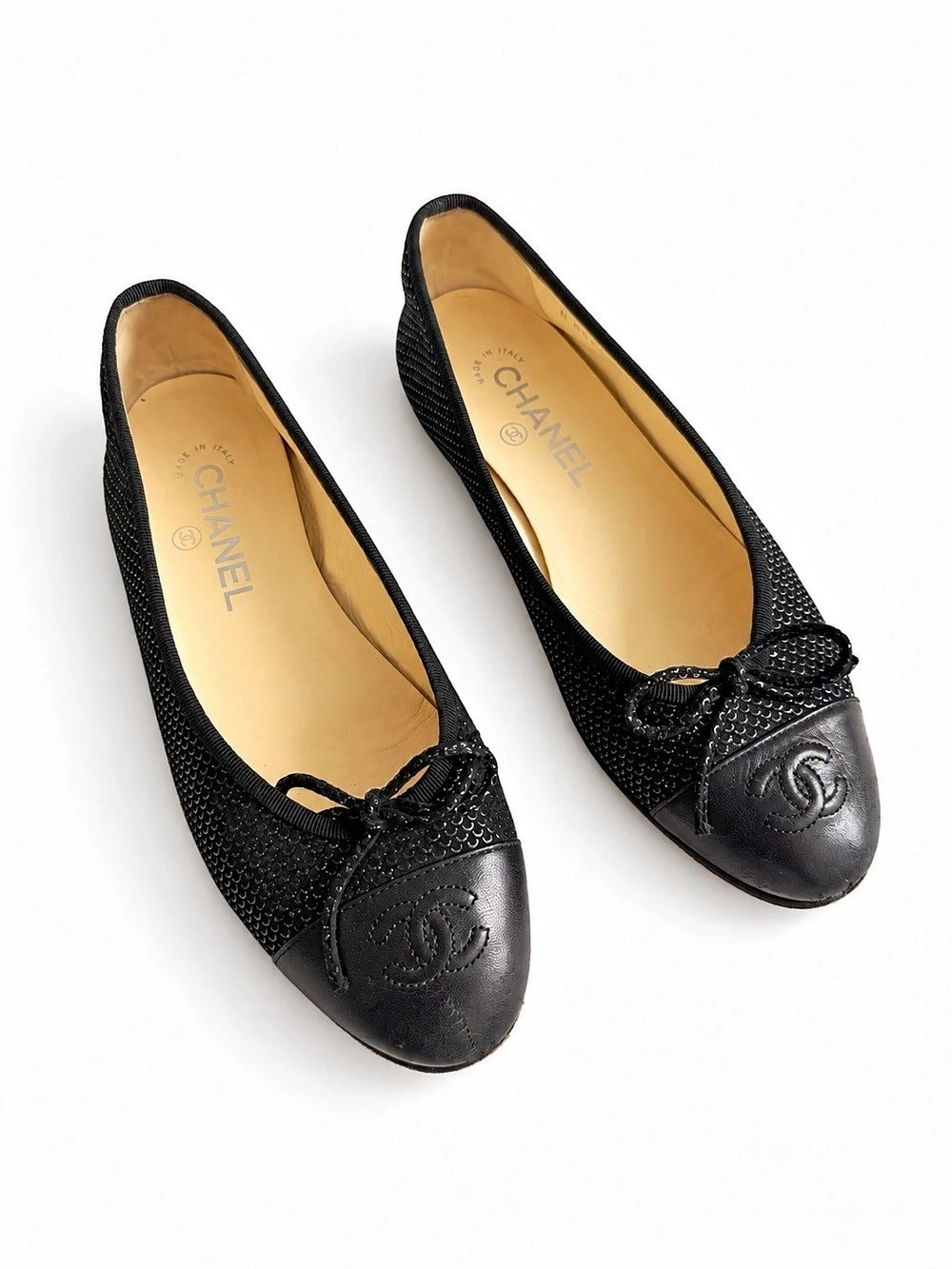 Chanel CC Cap-Toe Ballet Flats Black EU 37